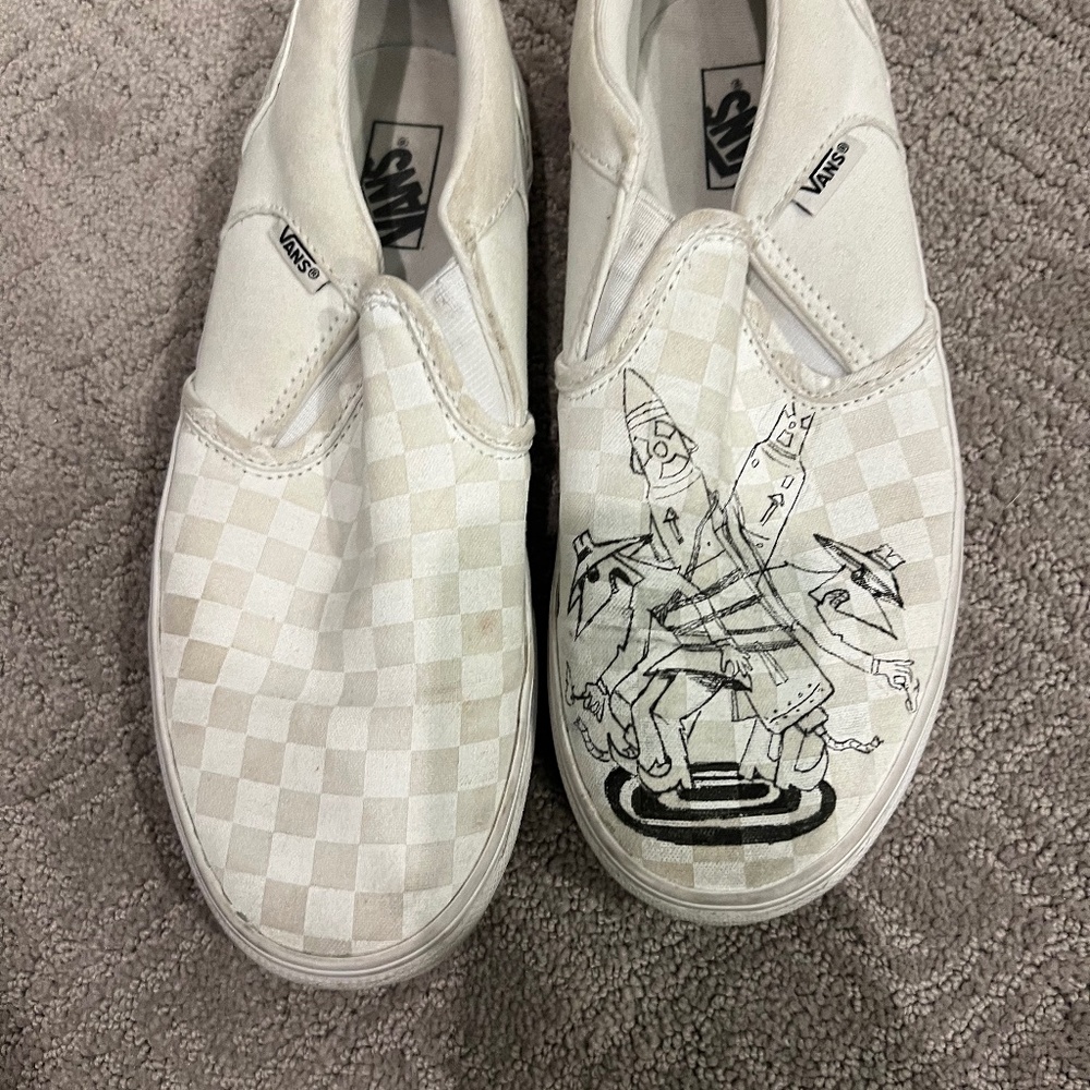 Women’s Checkered Vans